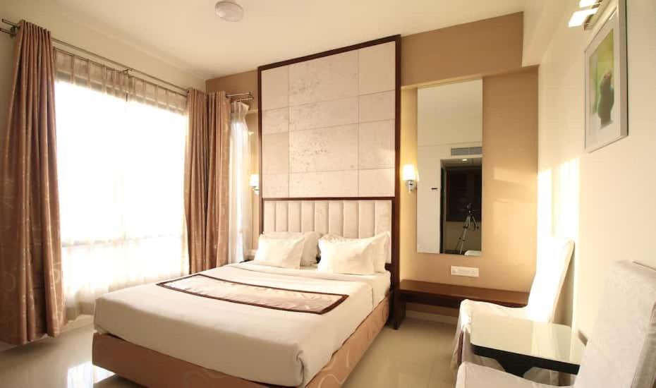 Hotel Executive Silver Inn Aurangábád Exteriér fotografie
